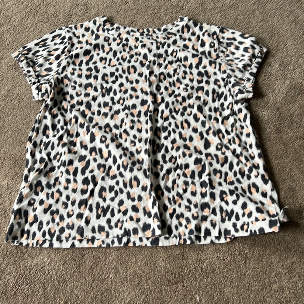 LOFT - Vintage Soft Leopard print Tee shirt - Size Medium